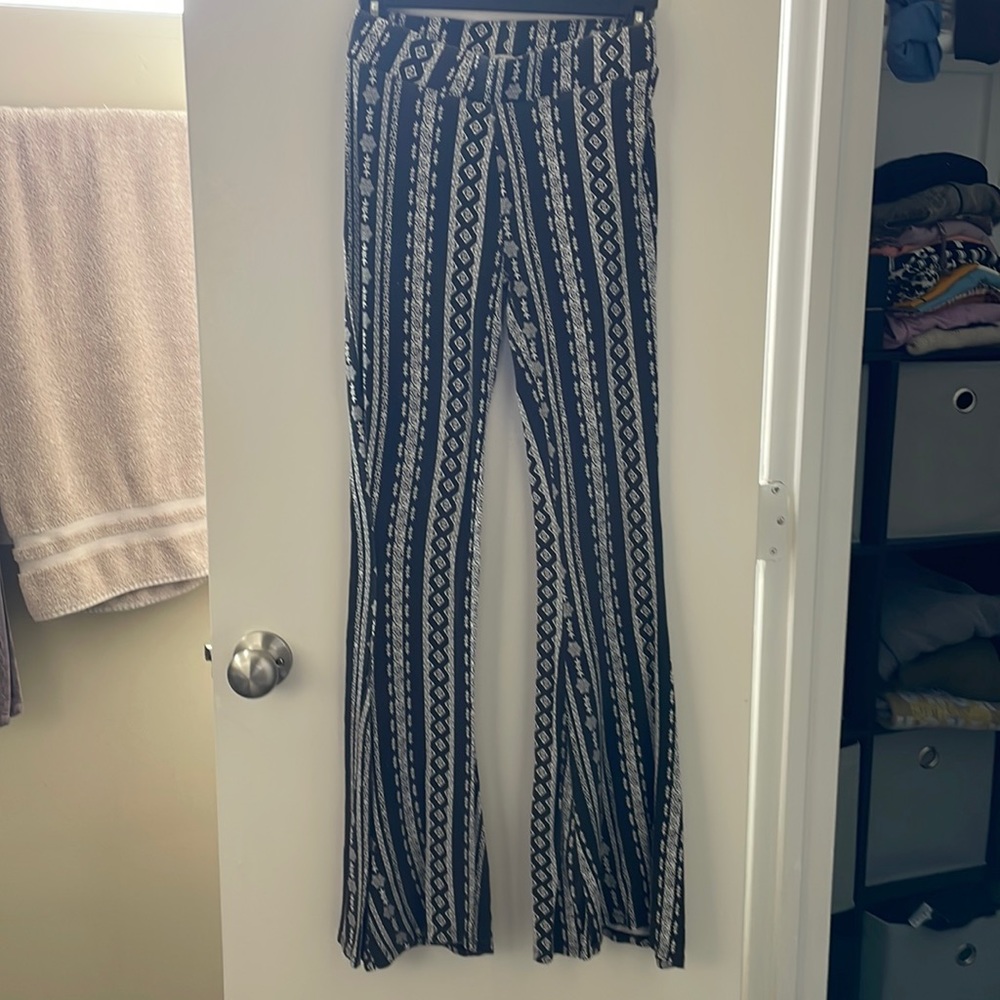 Patterned Flare Leg Stretchy Pants